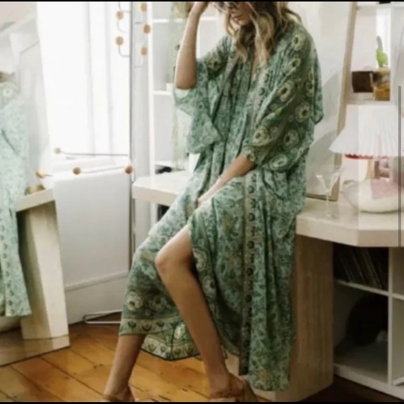 Spell Folk Song Robe - Picture 7 of 12